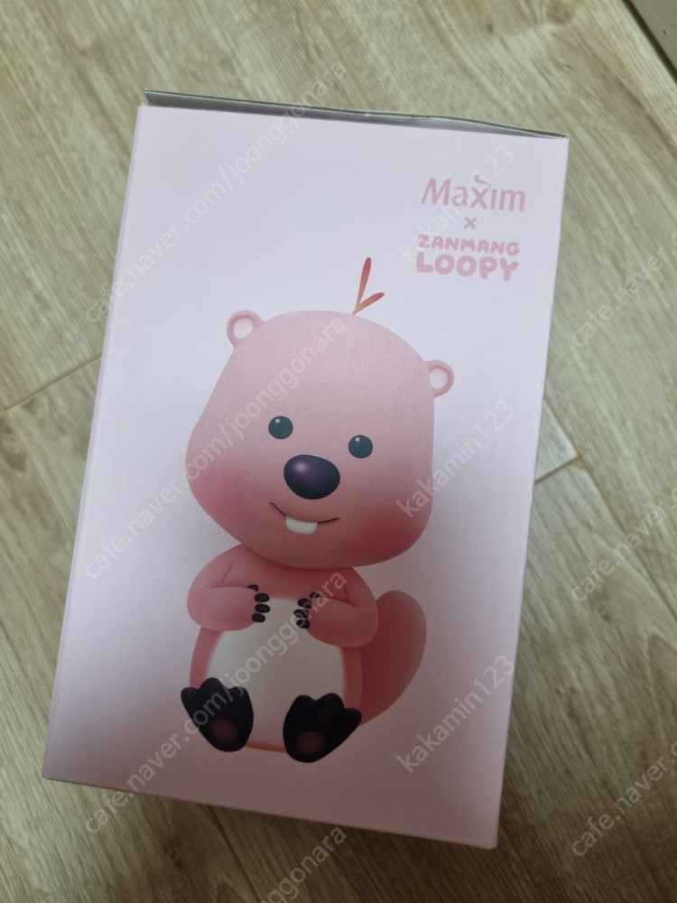 잔망루피 벚꽃시즌 팝업스토어 한정판 인형 & 파우치 키링 / 크리스마스 한정판 인형 이미지