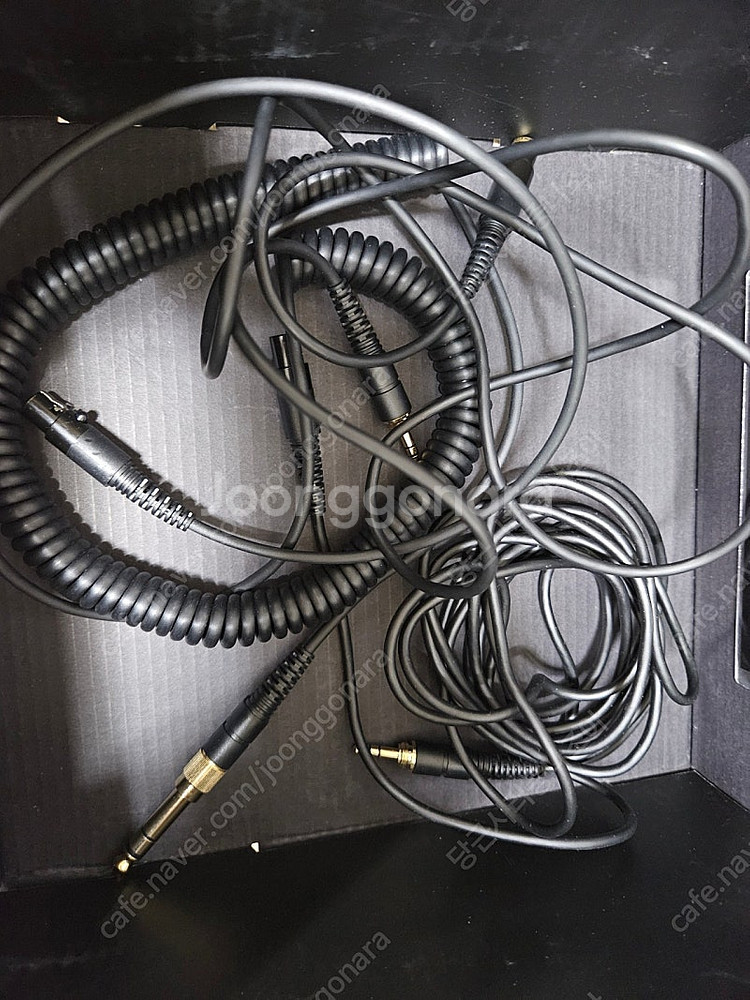 AKG K371 헤드폰 판매--5