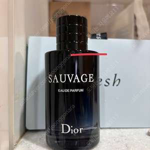 디올 소바쥬 오드퍼퓸100ML 잔량90%