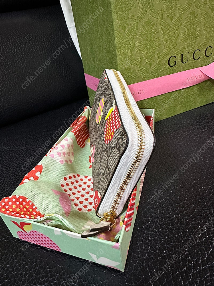 [새상품] 구찌 한정판 지갑 체리@@@100%정품 이미지