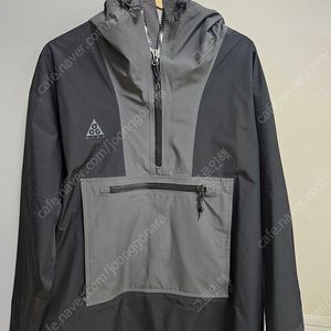 나이키 ACG 팩라이트 고어텍스아노락 해외L사이즈 CK7234-010