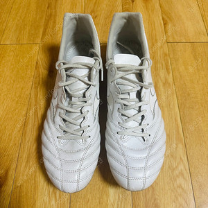 미즈노 축구화 모나르시다 네오2 프로 275사이즈