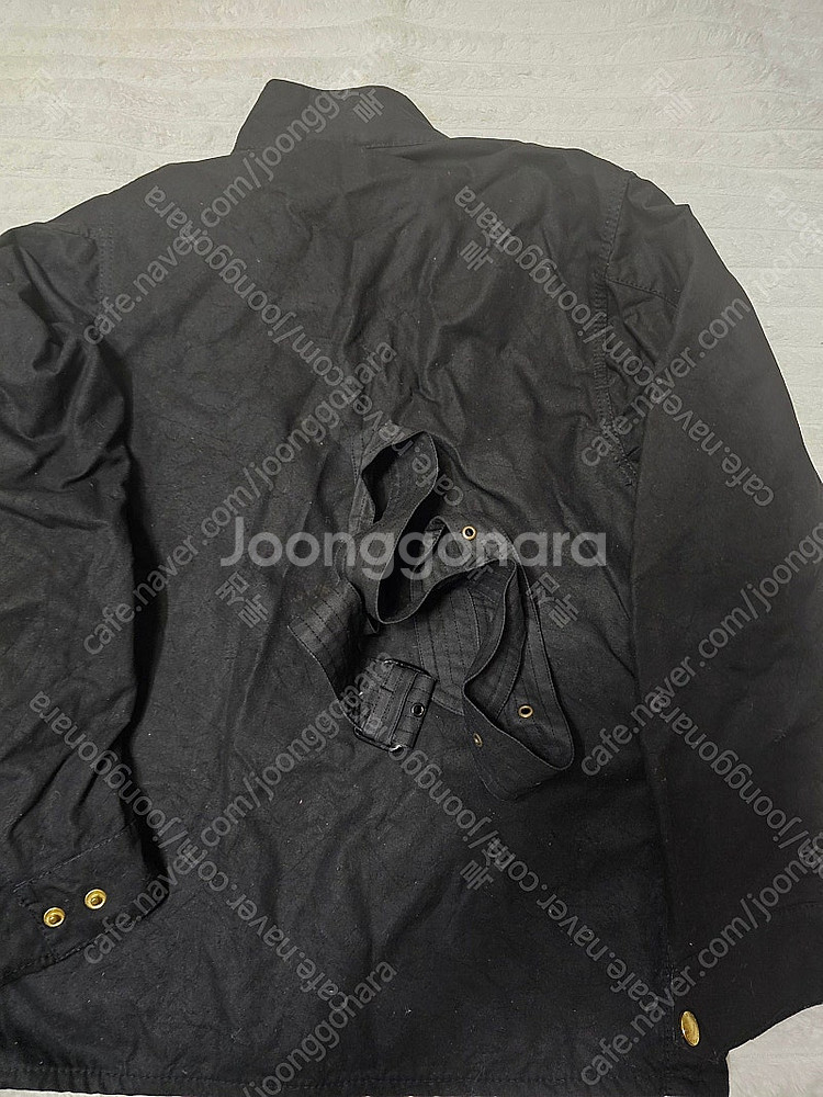 바버 인터네셔널 a7 왁스 자켓 판매합니다--9