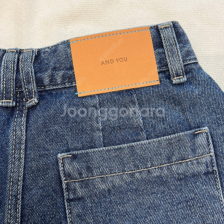 [새상품] 앤유 볼차노 데님 쇼츠 BOLZANO SHO...--7