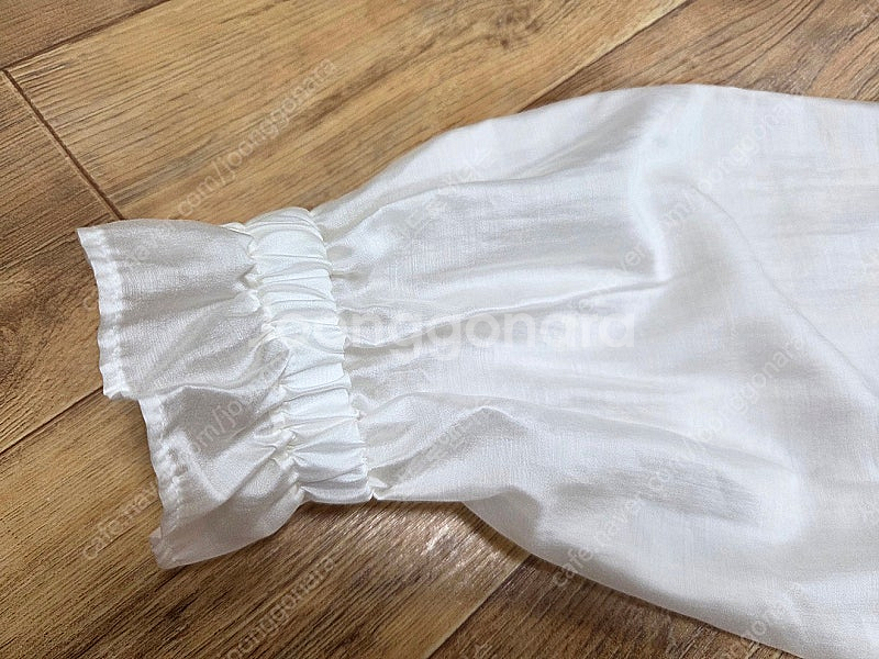 낸시렐라 시어링 프릴자켓,마르디메크르디 셔츠,헬베티카 ...--9