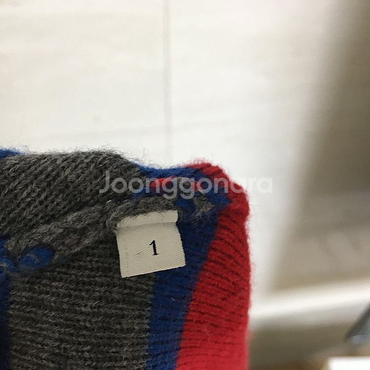 SANDRO 산드로 브레이드 트리밍 브이넥 니트 55--8