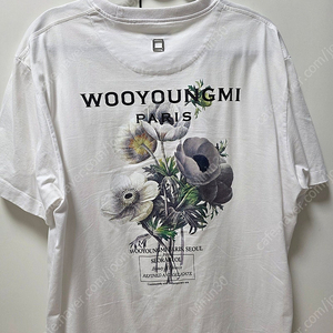 우영미 23FW 플라워 백로고 티셔츠 화이트 [48]
