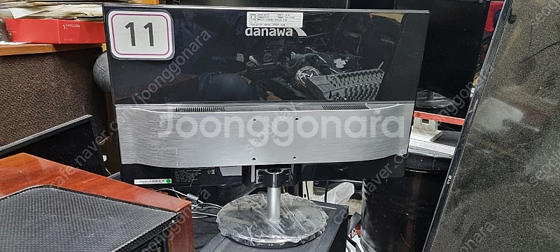 제이씨현 24인치 LED 모니터 3만원에 팝니다--1