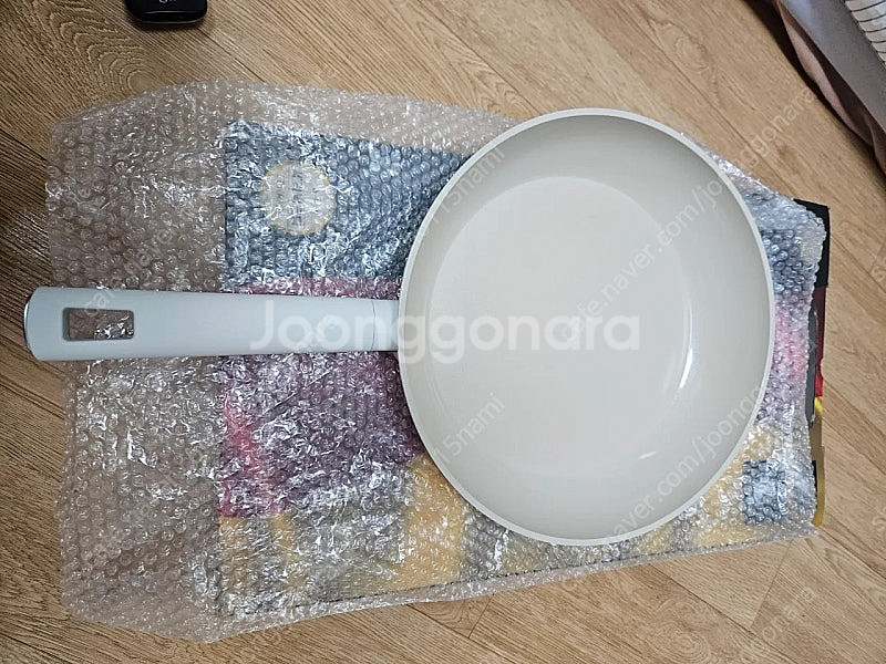 새상품 랑펠로 세라믹 IH 프라이팬 28cm 택포3만--3