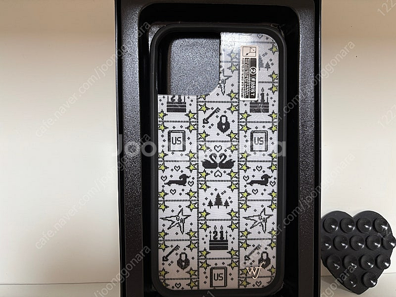 그레이시 에이브럼스 스타일 아이폰 15케이스+블랙 하트 양면 흡착(6.99cm*6.2cm) 홀더--1