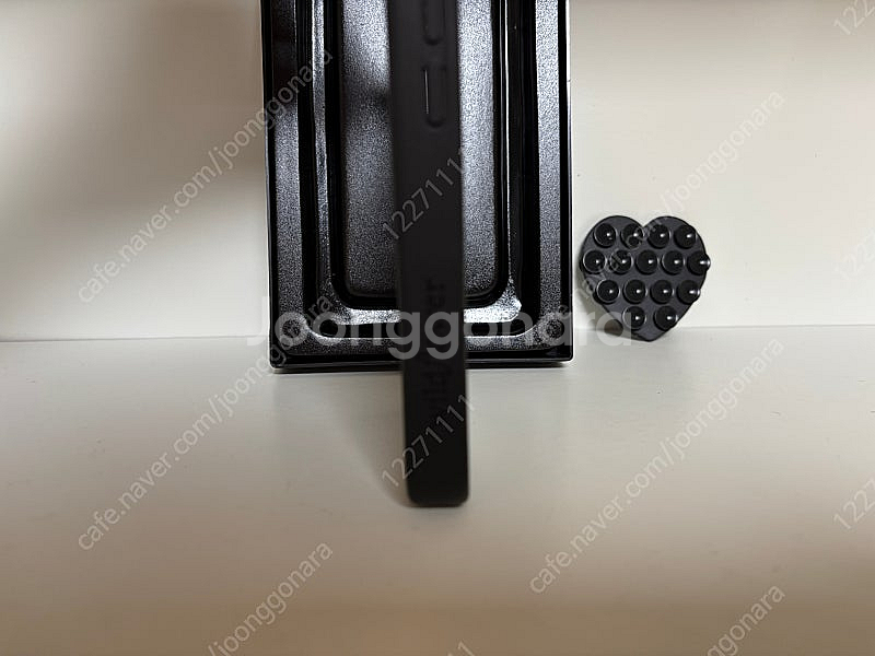 그레이시 에이브럼스 스타일 아이폰 15케이스+블랙 하트 양면 흡착(6.99cm*6.2cm) 홀더--2