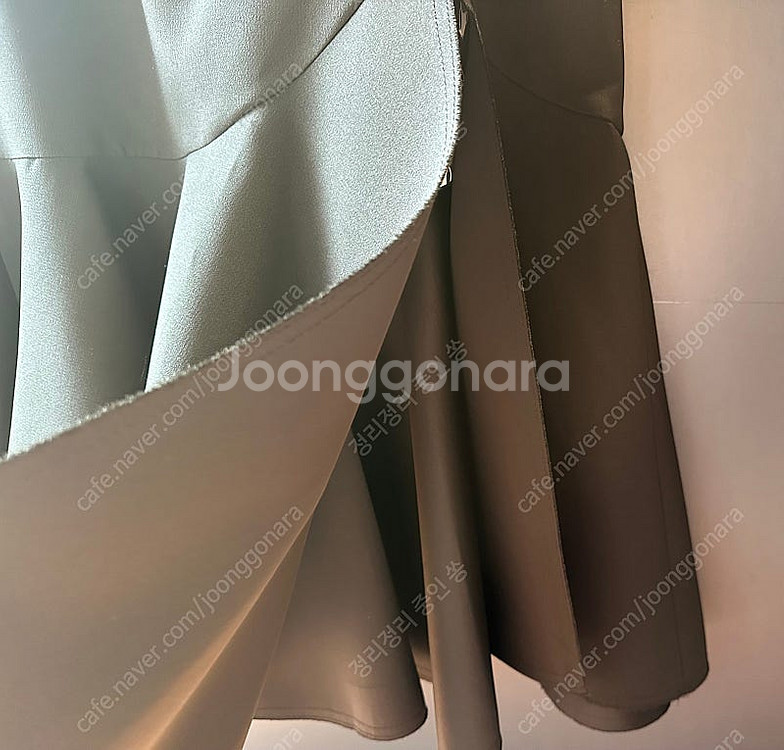 럭키슈에뜨 스커트 블랙 스몰--3