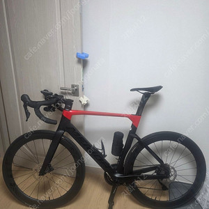 메리다 리액토 4000(L) + 파워미터 + 스마트로라 + 엘리트엣지 카본휠 + 블랙박스 기타등등 다 드려요