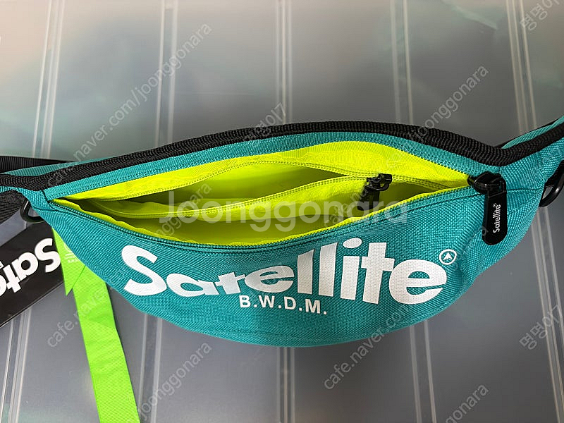 일본 Satellite 가방 힙색 웨이스트백 새제품 새털라이트--4