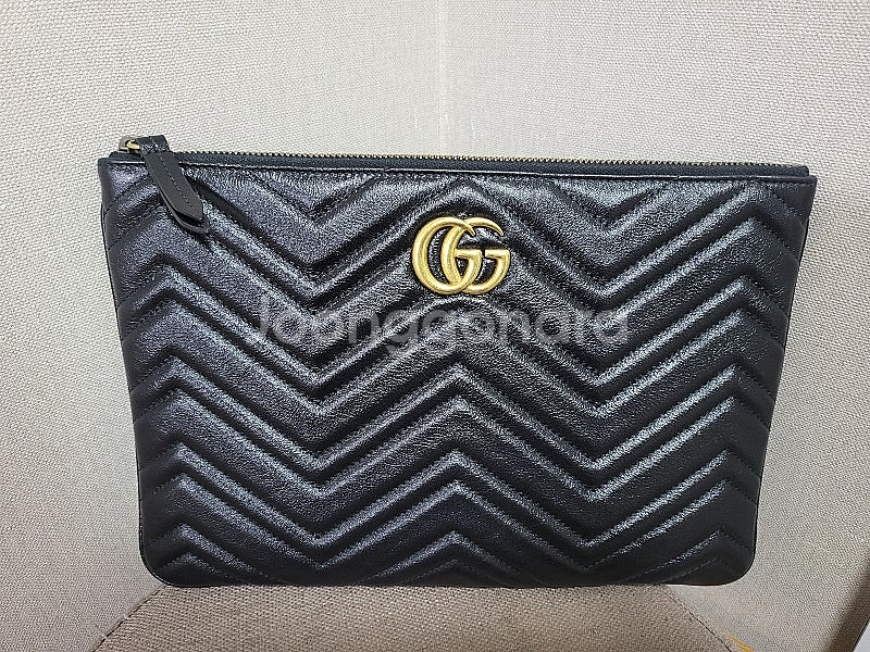 클러치백(구찌 마몽 마틀라세 525541 사이즈28.5cm*20cm)팝니다(택포40만원)--1