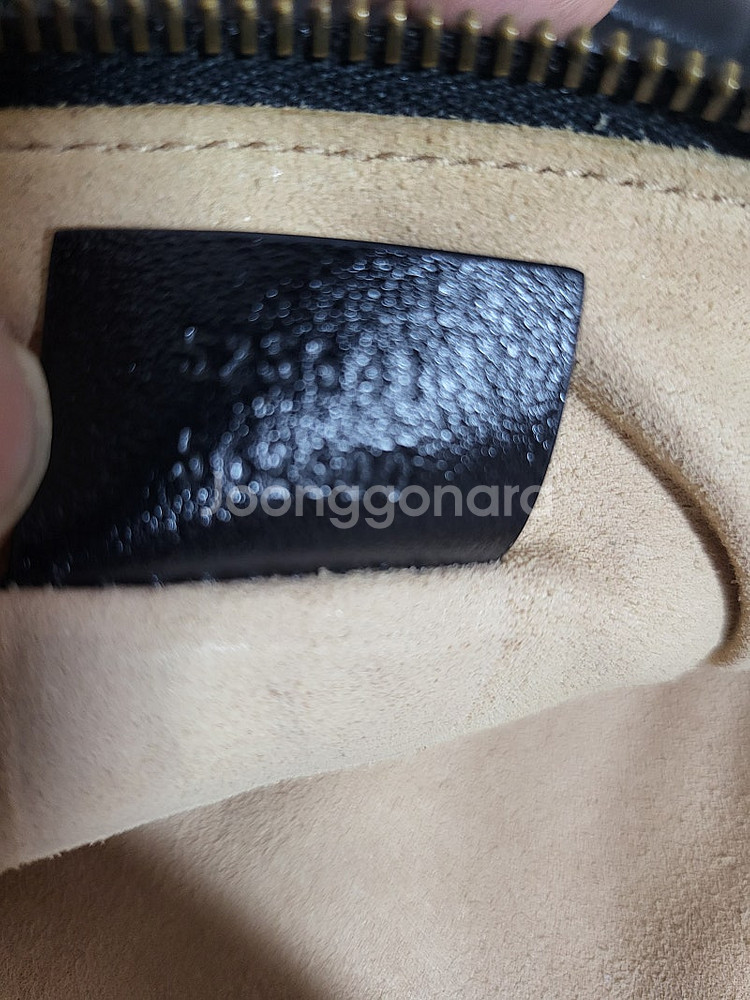 클러치백(구찌 마몽 마틀라세 525541 사이즈28.5cm*20cm)팝니다(택포40만원)--4