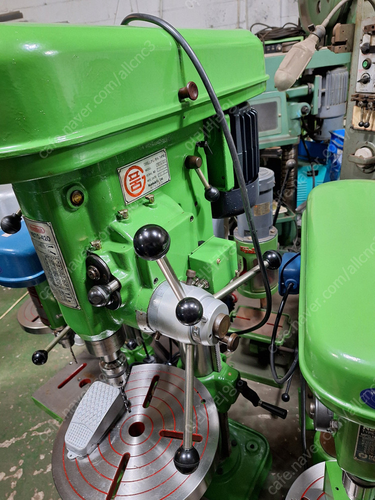 삼천리STD-410및 남북 NBT420 삼천리 SMD-360 드릴 &탭핑기 이미지