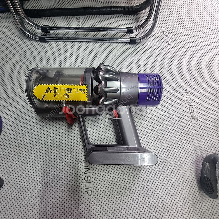 다이슨v10본체.배터리--0