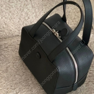 (새상품) 봉긋 카라멜백 블랙 택포함