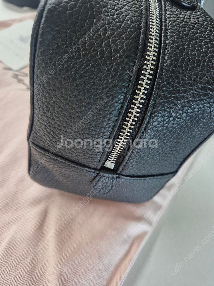 (새상품) 봉긋 카라멜백 블랙 택포함--9