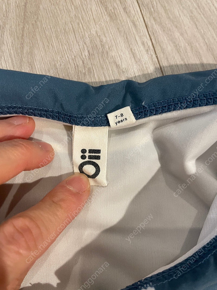 귀여운 여아 원피스 수영복 120사이즈--1