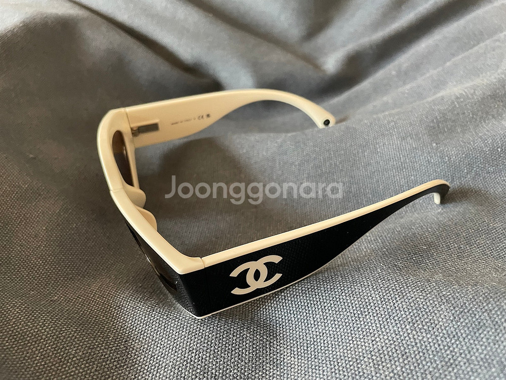정품 샤넬 선글라스 CH 6056 새제품급 판매합니다--3