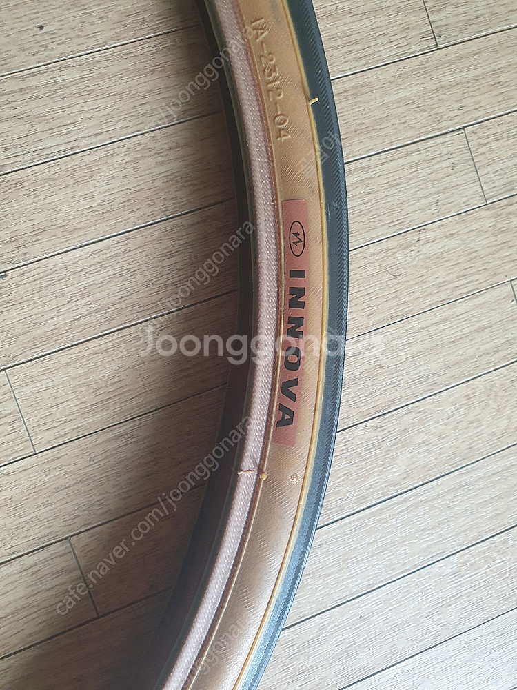 20인치 451사이즈(1-1/8)이노바(INNOVA) 타이어(와이어비드) 4개 일괄판매합니다--0