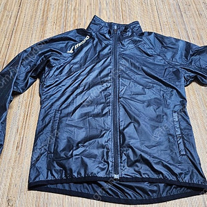 미즈노 정품 바람막이 100. 2만원 착불