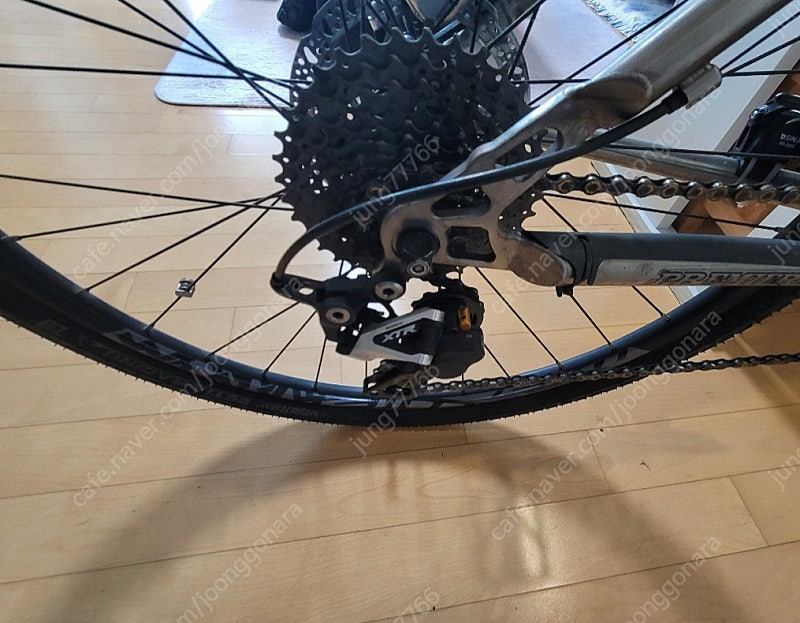 MTB 풀티타늄, 풀 xtr 구동, 33단 브레이크 큐알까지, 모든 볼트 스텐리스 비 맞아도 걱정끝 이미지