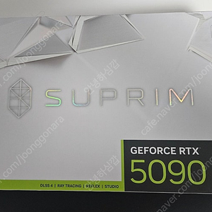 RTX5090 슈프림 미개봉팝니다
