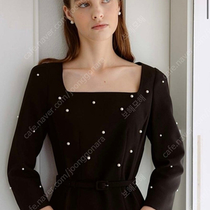 브라이드앤유 URIELLE Square neck pearl decorated long dress