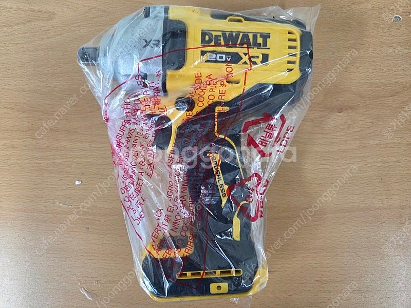 디월트 DCF892 미드토크 임팩 렌치 베어툴(본체만)--1