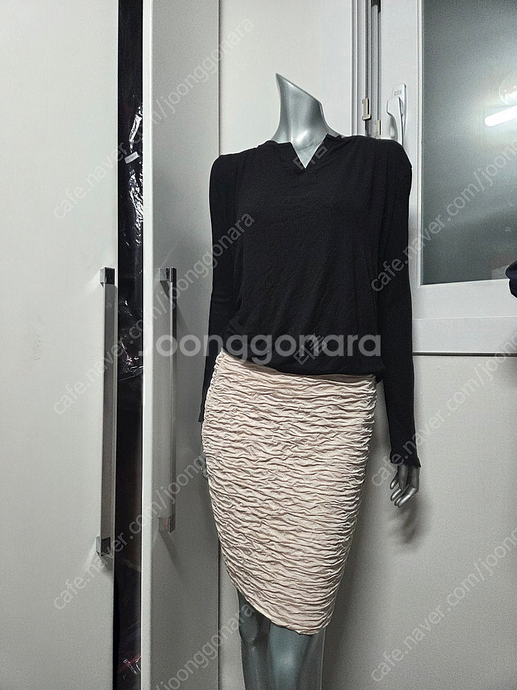 Blouson 스커트 +블랙상의 택포1.5--0