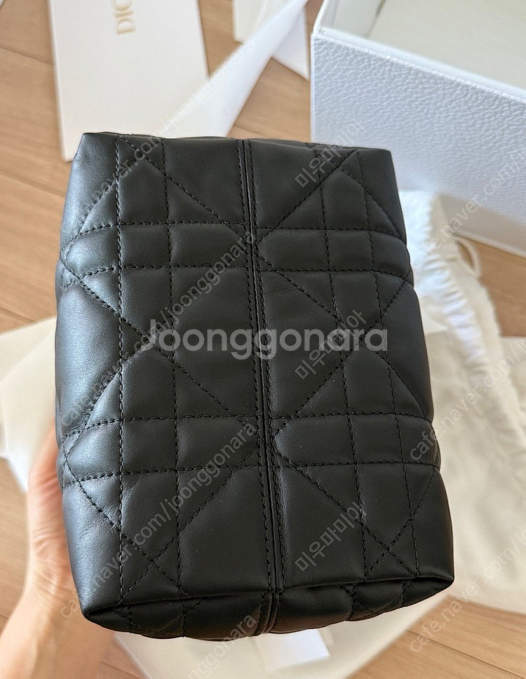 디올 뚜주흐 스몰 버티컬 토트백 (판교 현백 구입)--7