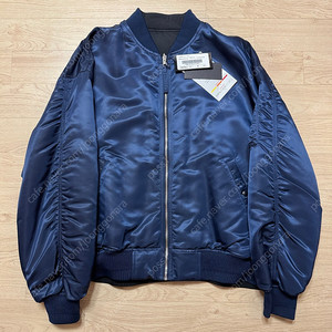 질스튜어트뉴욕 ma1 항공점퍼 봄버 M 105 네이비 정가 79만원