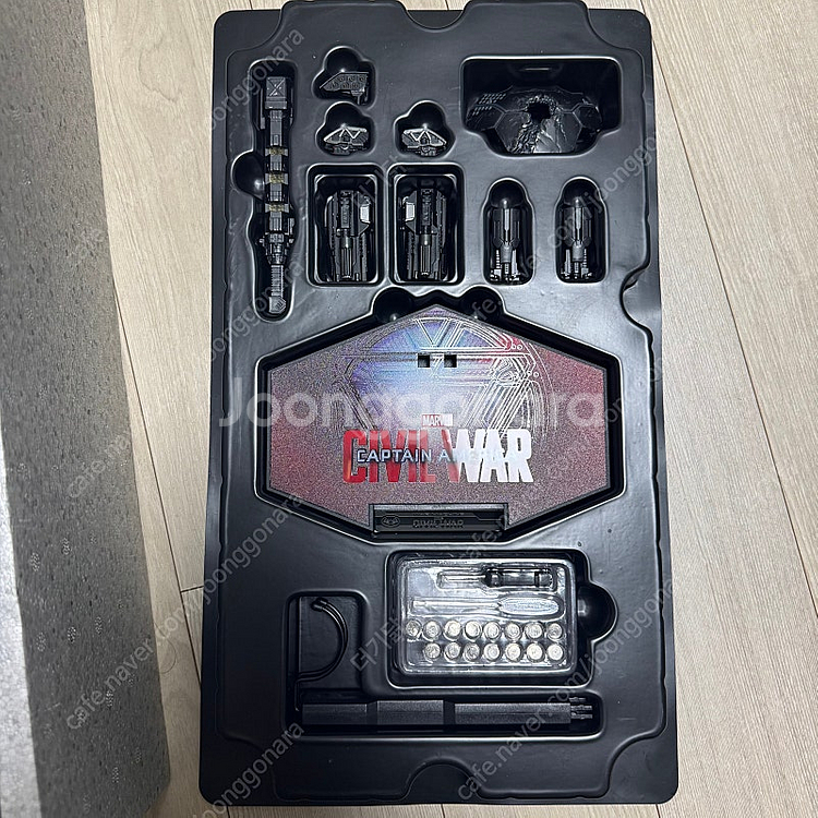 핫토이 시빌워 워머신 마크3 (가격인하)--1