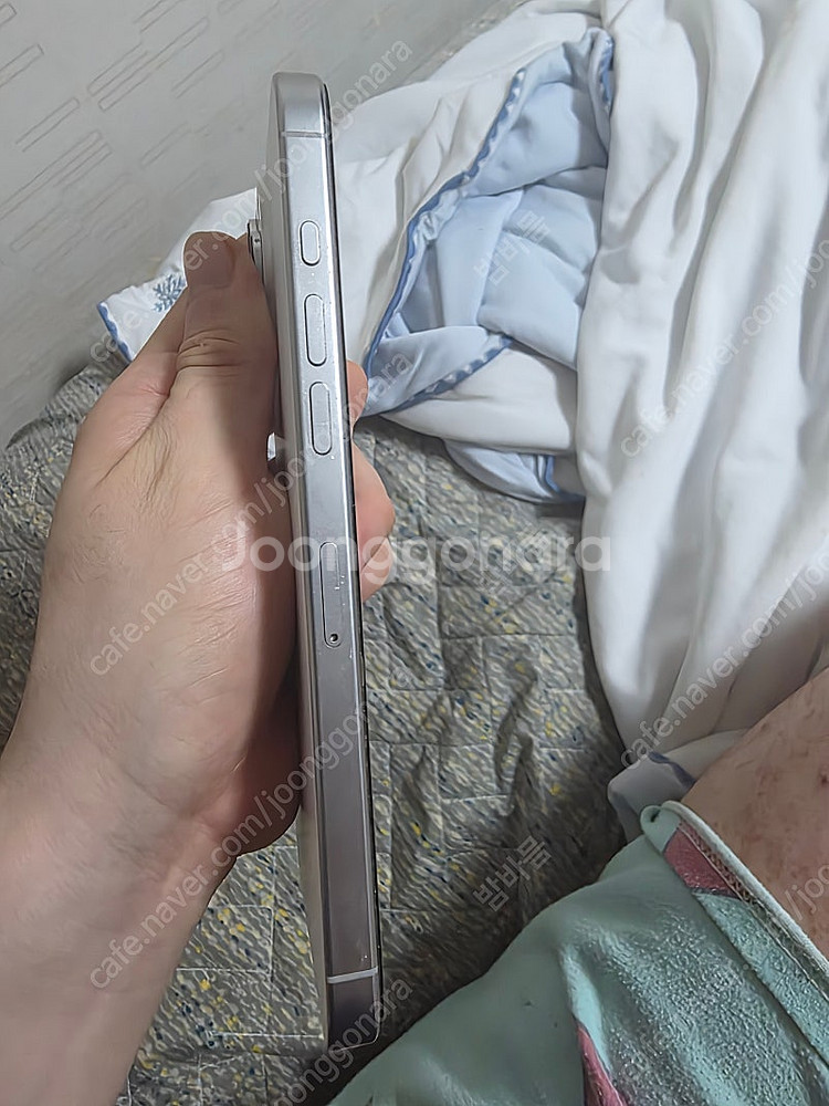 애케플 풀박스 화이트 아이폰 16 프로맥스 pro max 256gb팝니다--3