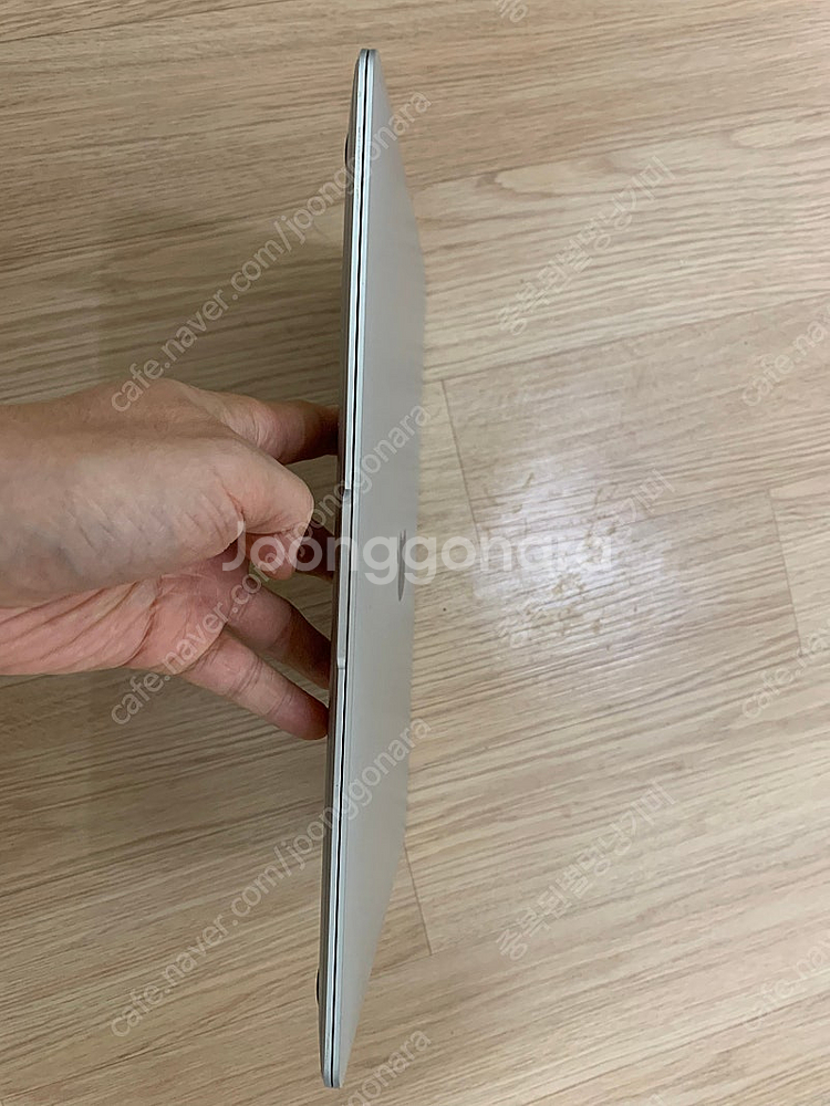 맥북에어 m1 16g 256 20년식 판매합니다--6
