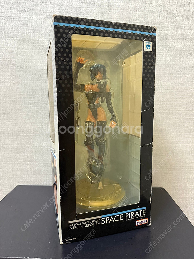 미소녀피규어-우주해적-개봉만한 새제품판매(가격인하)--6