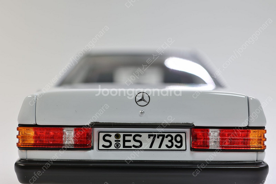 1:18 노레브 벤츠 190e 화이트 다이캐스트 모형자동차--7