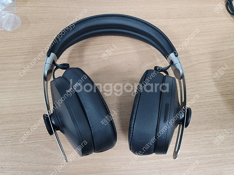젠하이저 모멘텀3 와이어리스 헤드폰 M3AEBT--0