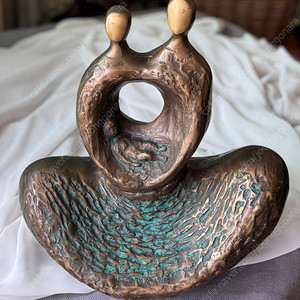 브론즈 동제품 가족