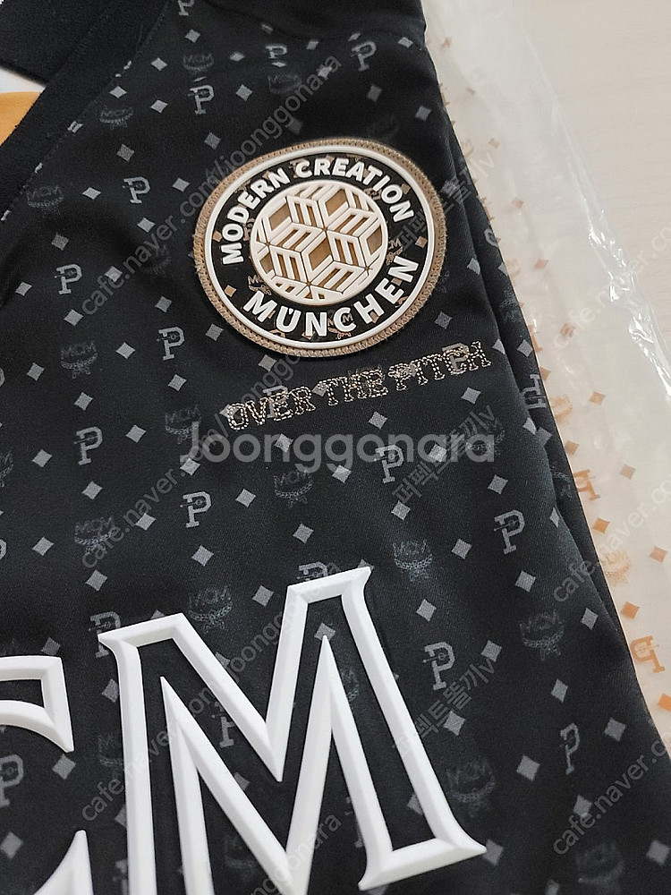 [XL]오버더피치 x MCM 풋볼 저지 블록코어 블랙--5