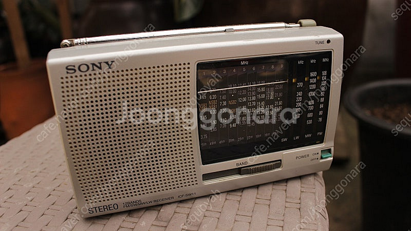 Sony 단파 라디오 ICF-SW11 9만원--0