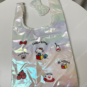 키티 홀로그램 에코백️ 새상품 / 11am 임여진 페퍼윤윤 바이쑨 고걸 올라이츠 투머치토커 라두나