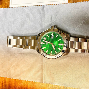 태그호이어 아쿠아레이서 그린 300한정판색상