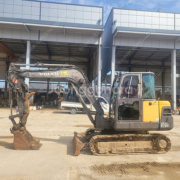 02굴삭기 볼보EC55C (집게장착+회전라인) 2011년 팝니다.--4