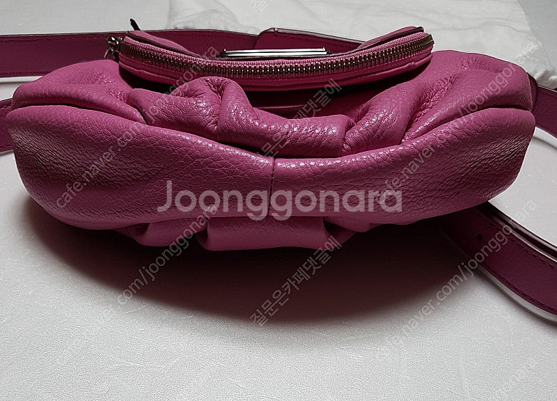 (가격내림) 마크바이마크제이콥스 뉴 큐 미니 나타샤 : 16만9천원(택배비 포함)--3