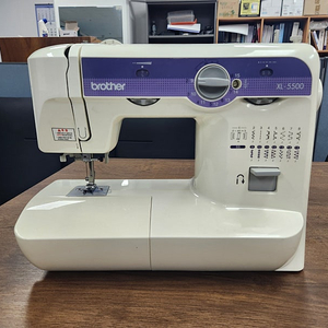 부라더 미싱 XL-5500 판매합니다.