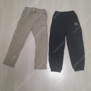 바지 130 (거의 새것) 2벌 일괄